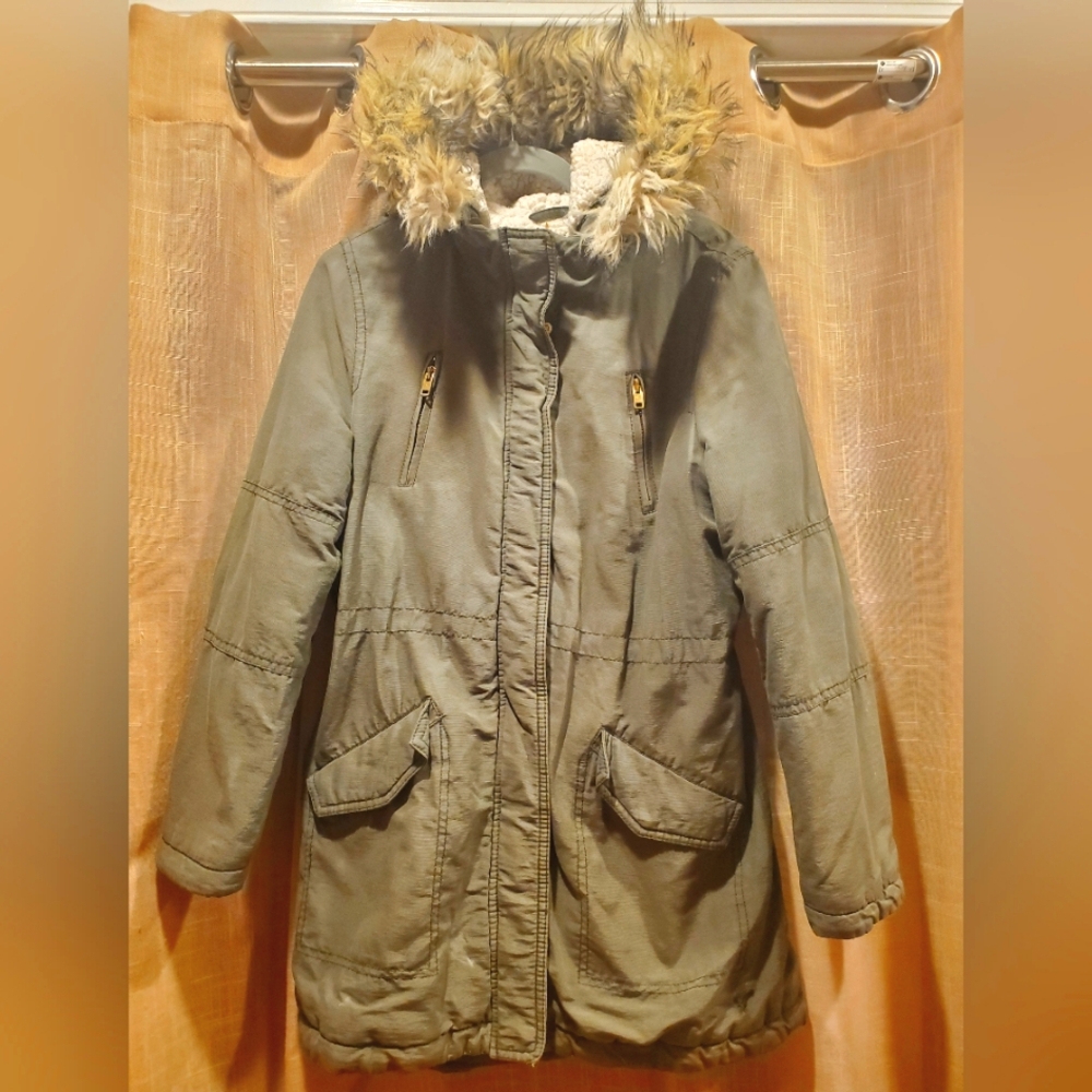 American Eagle Outfitters Women's Hooded Sherpa-Lined Parka - Olive, Gold HW, M